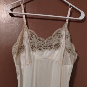 Vintage Wonder MAID Women's Beige Lacy Full Dress Slip Lingerie Size 34-READ
